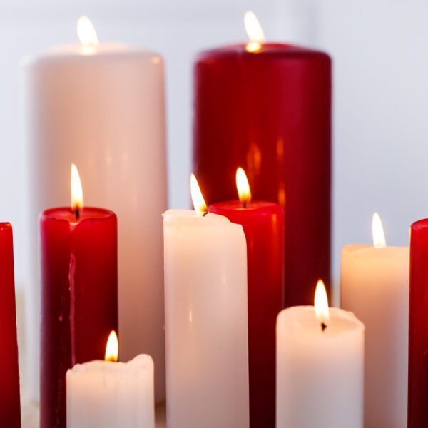 Cómo usar velas rojas en rituales de amor